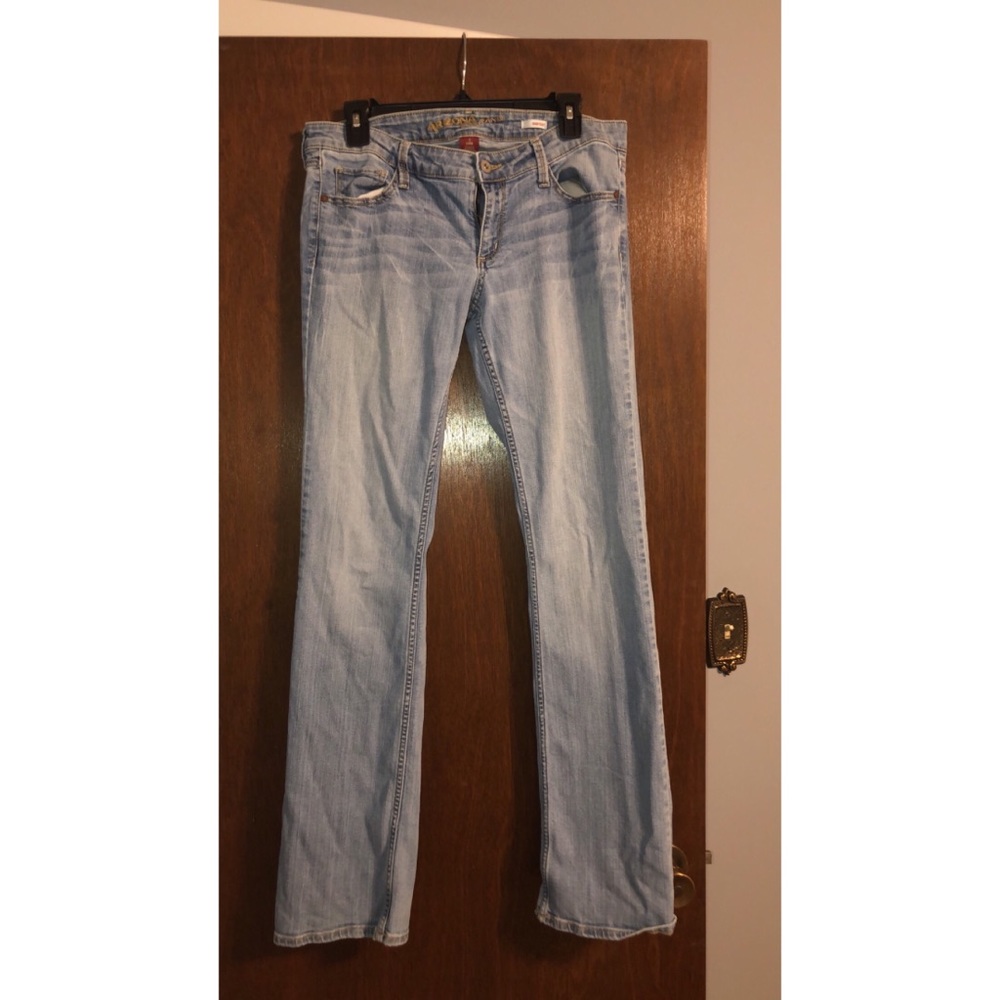 2 pair of Arizona boot cut jeans